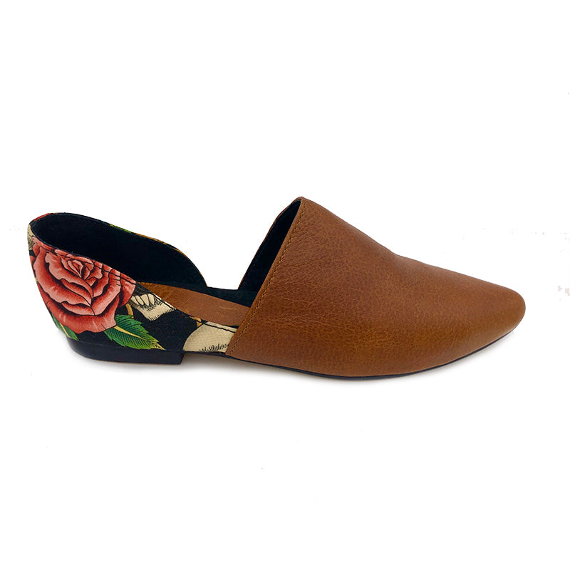 Bella Tan Skulls & Roses