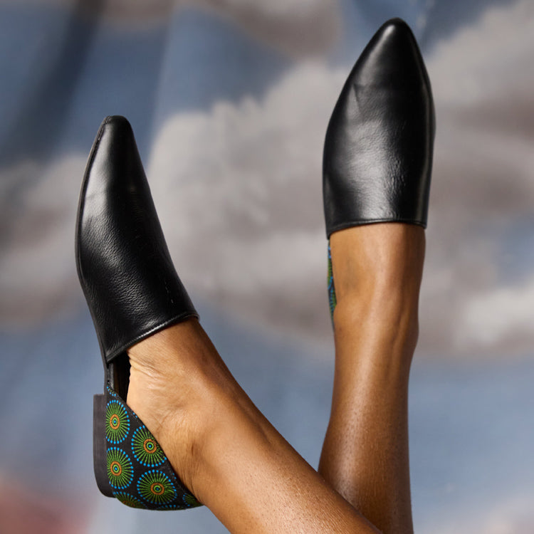 Bella Black Sunburst